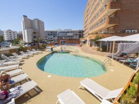 حجز فنادق وطيران