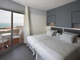 حجز فنادق وطيران