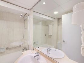 حجز فنادق وطيران