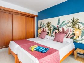 حجز فنادق وطيران