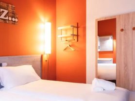 حجز فنادق وطيران