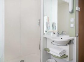 حجز فنادق وطيران