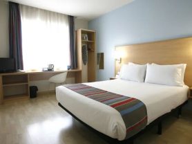 حجز فنادق وطيران