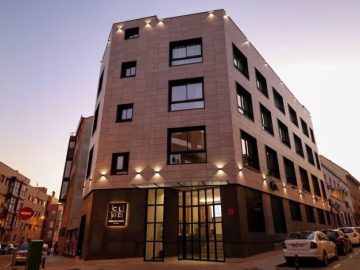 حجز فنادق وطيران