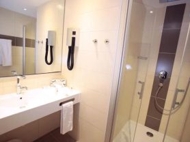 حجز فنادق وطيران