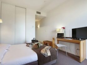 حجز فنادق وطيران