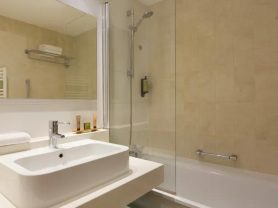 حجز فنادق وطيران