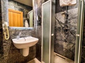 حجز فنادق وطيران