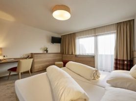 حجز فنادق وطيران