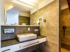 حجز فنادق وطيران