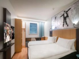 حجز فنادق وطيران