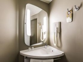 حجز فنادق وطيران