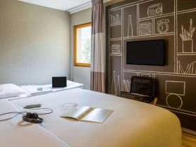 حجز فنادق وطيران