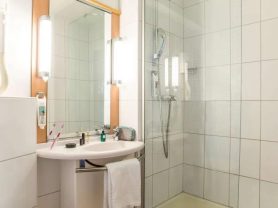 حجز فنادق وطيران