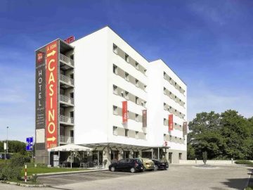 حجز فنادق وطيران