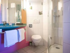 حجز فنادق وطيران