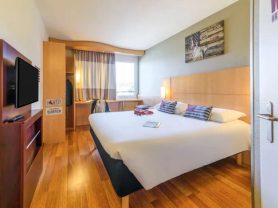 حجز فنادق وطيران