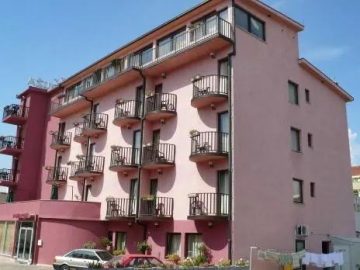 حجز فنادق وطيران