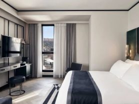 حجز فنادق وطيران