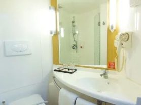 حجز فنادق وطيران