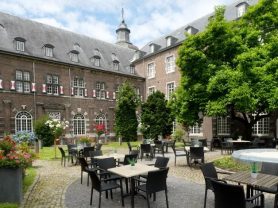 حجز فنادق وطيران