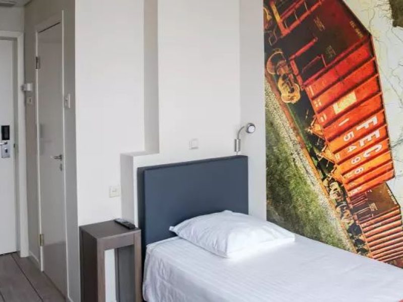 حجز فنادق وطيران