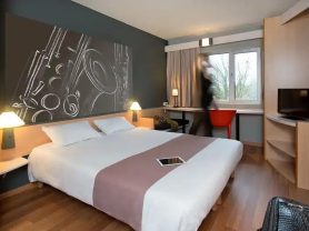 حجز فنادق وطيران