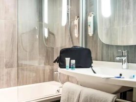 حجز فنادق وطيران