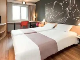 حجز فنادق وطيران