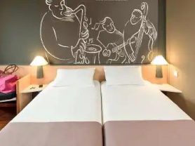 حجز فنادق وطيران