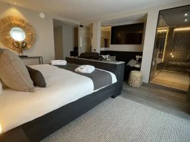 حجز فنادق وطيران