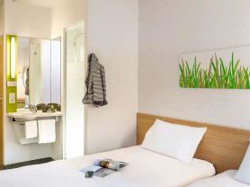 حجز فنادق وطيران