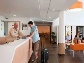 حجز فنادق وطيران