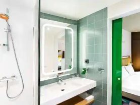 حجز فنادق وطيران