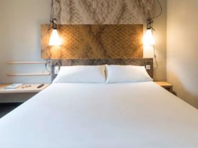 حجز فنادق وطيران