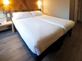 حجز فنادق وطيران