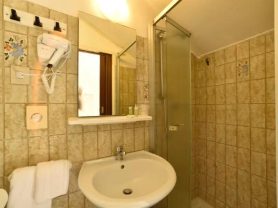 حجز فنادق وطيران