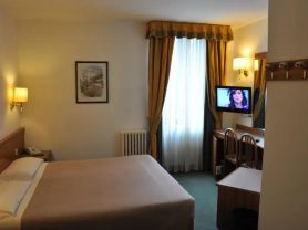 حجز فنادق وطيران