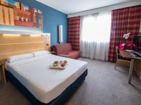 حجز فنادق وطيران