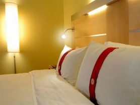 حجز فنادق وطيران