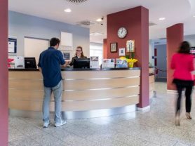 حجز فنادق وطيران