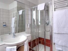 حجز فنادق وطيران