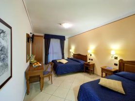 حجز فنادق وطيران