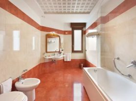 حجز فنادق وطيران