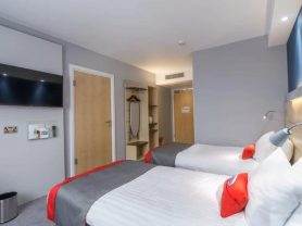 حجز فنادق وطيران