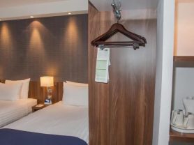 حجز فنادق وطيران