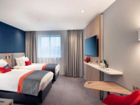 حجز فنادق وطيران