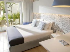 حجز فنادق وطيران