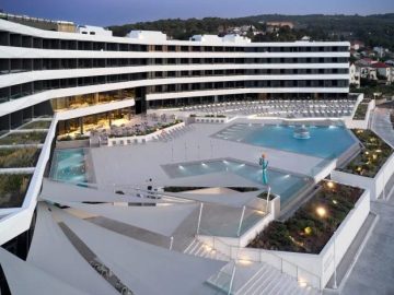 حجز فنادق وطيران