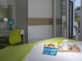 حجز فنادق وطيران